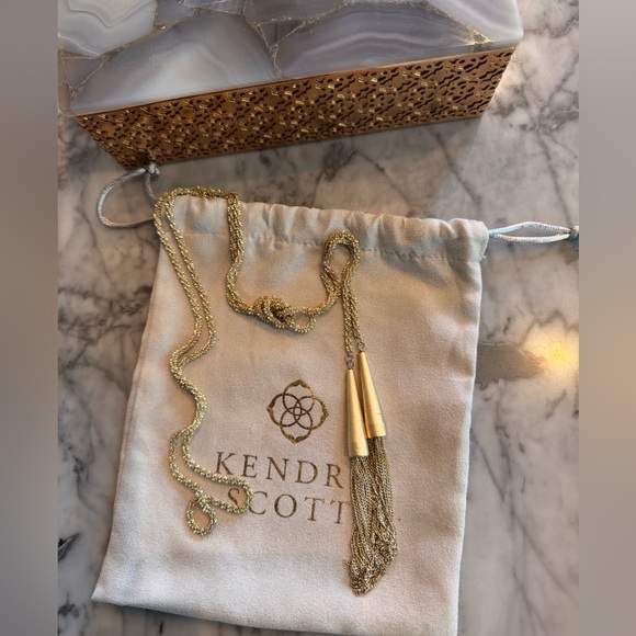 Kendra Scott Necklace - Picture 1 of 2